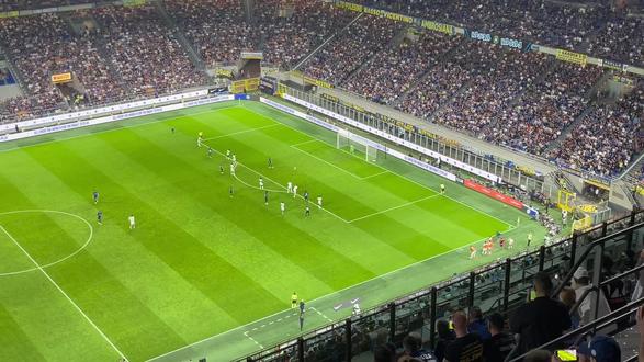 而中国足球 而中国足球