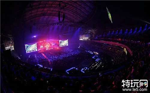 教练的变动 教练的变动