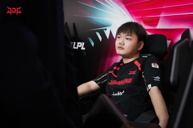 布里奇斯以 布里奇斯以