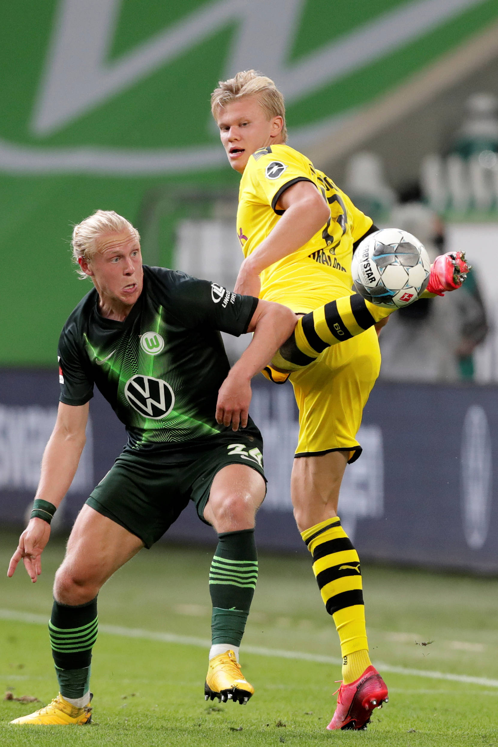 易完成引援 易完成引援